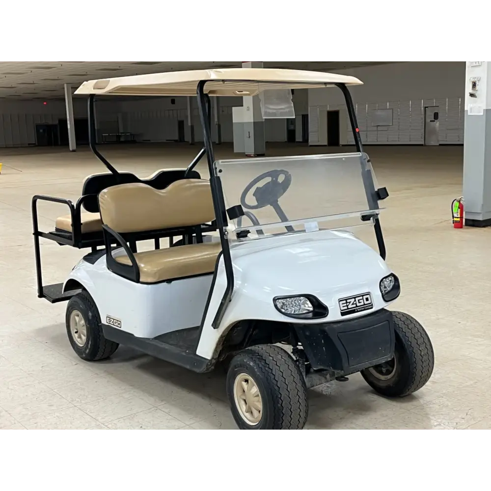 2017 e z go txt white 4seats golf carts 783.png